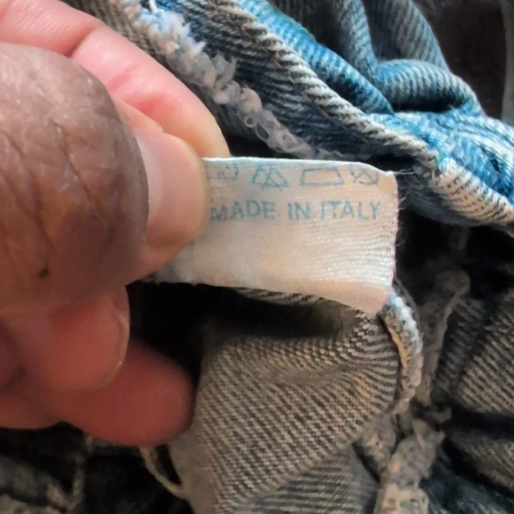 Vintage Denim Overalls With 4 colorful Patches - Picture 12 of 12